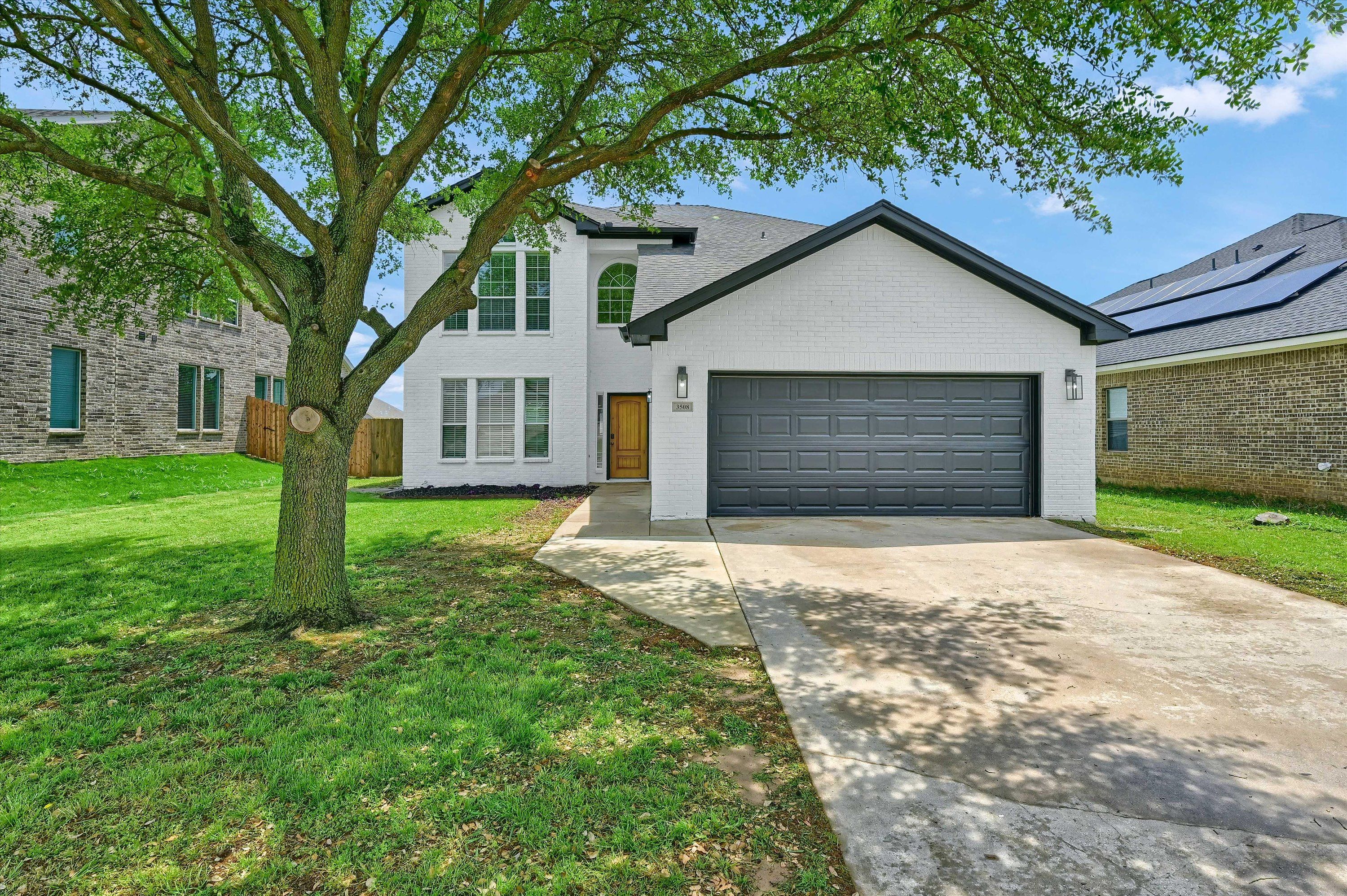 3508 Austin St, Gainesville, TX